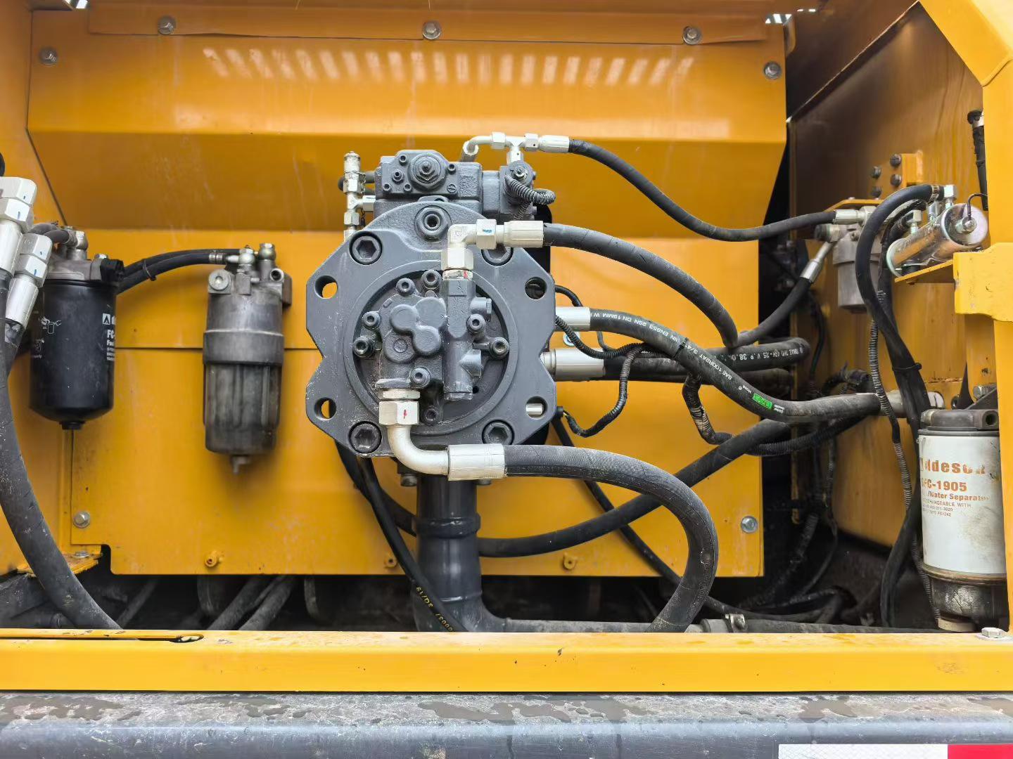 Buy XCMG XE370 Used Excavator / 4