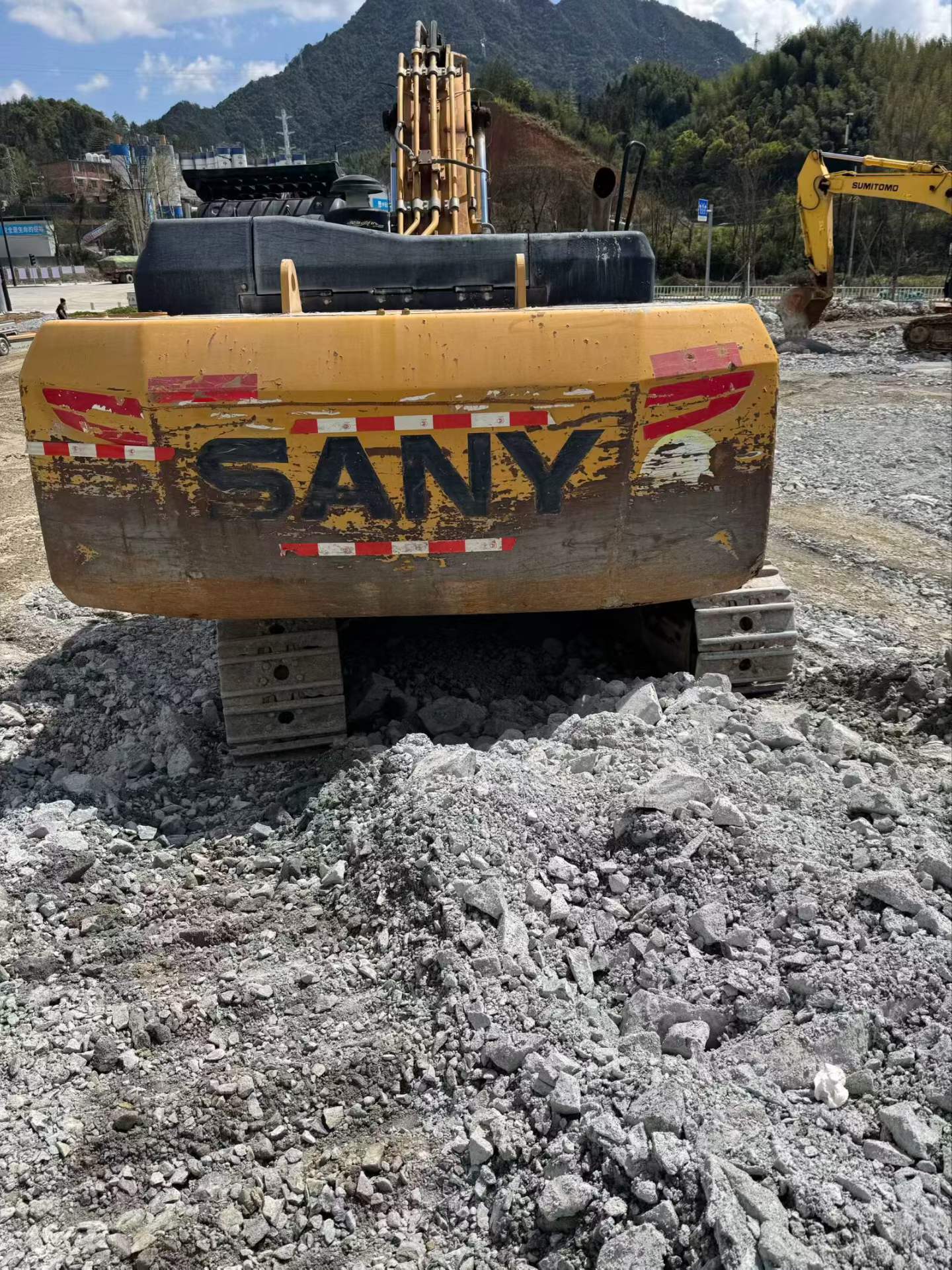 Buy Sany SY375H Used Excavator / 2