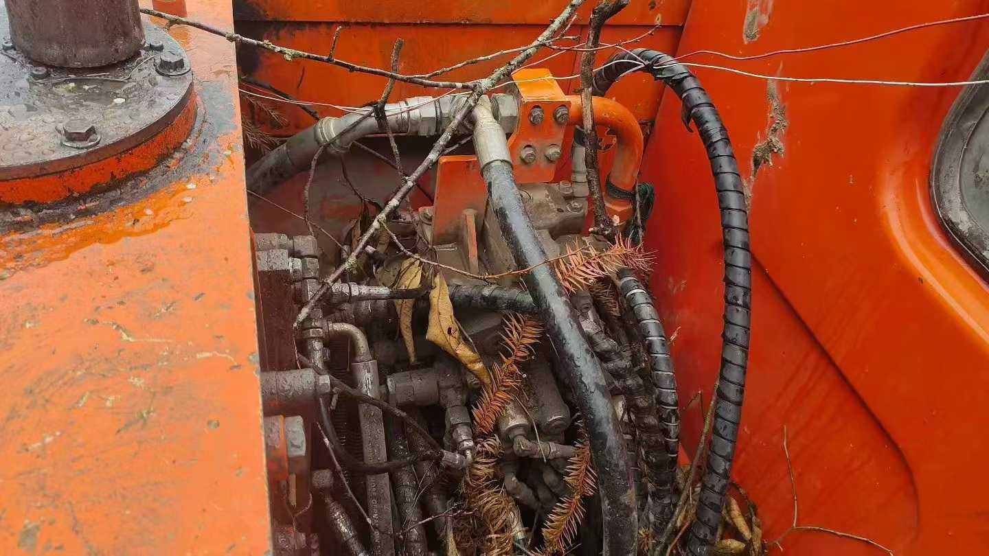 Buy Doosan DH80 Used Excavator / 7