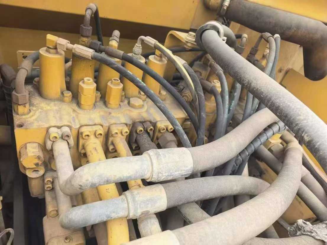 Buy Caterpillar 320CL Used Excavator / 3