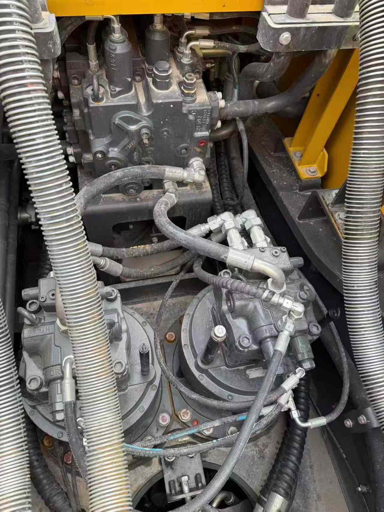 Buy XCMG XE65D Used Excavator / 4