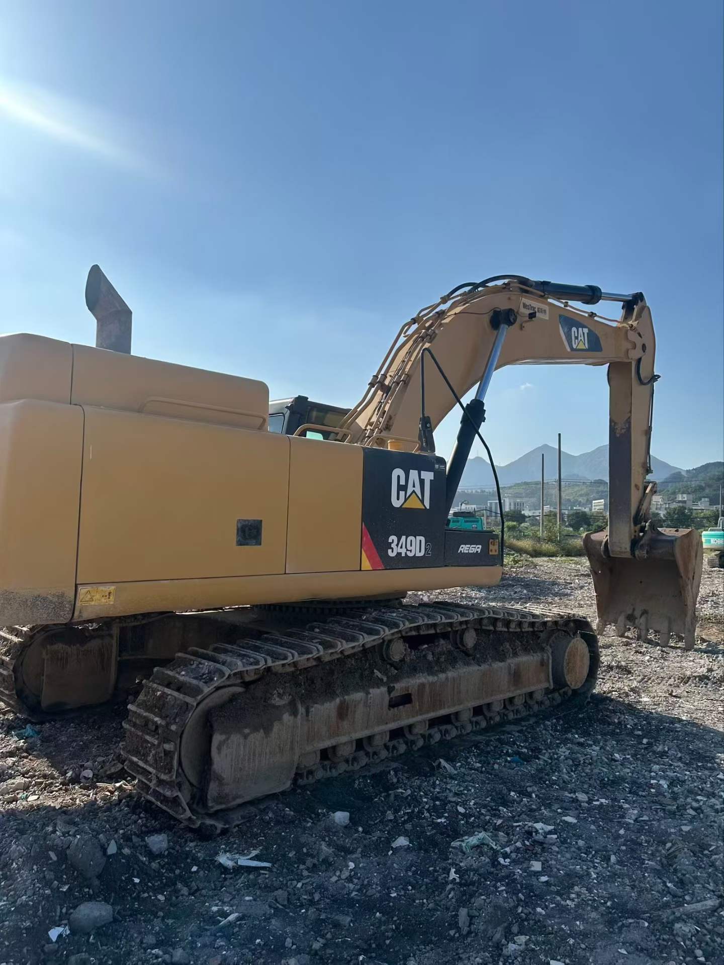 Compre Escavadeira Caterpillar 349E Usada / 2