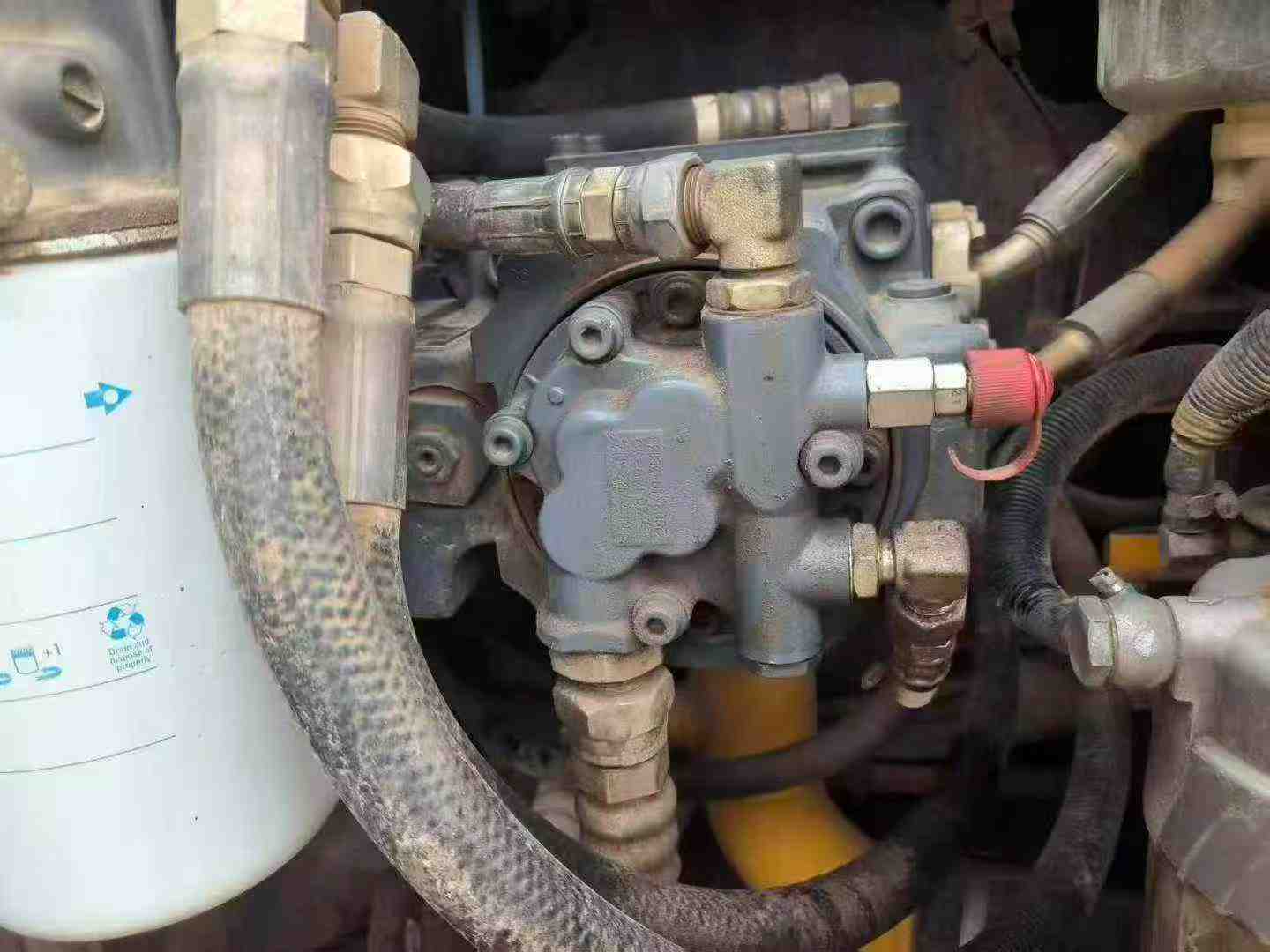 Buy Kato HD512V Used Excavator / 6