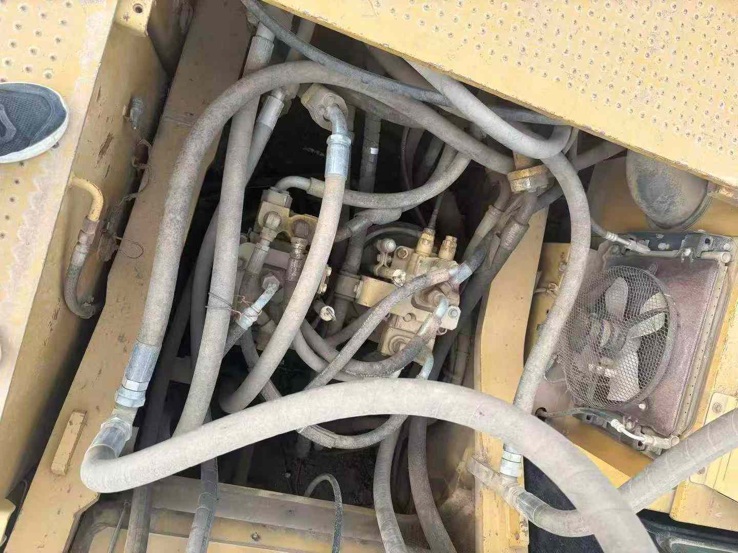 Buy Caterpillar 345B Used Excavator / 7