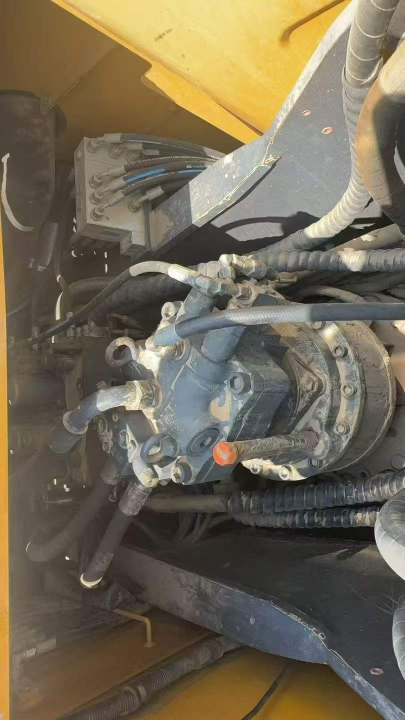 Compre Escavadeira XCMG XE215D Usada / 2