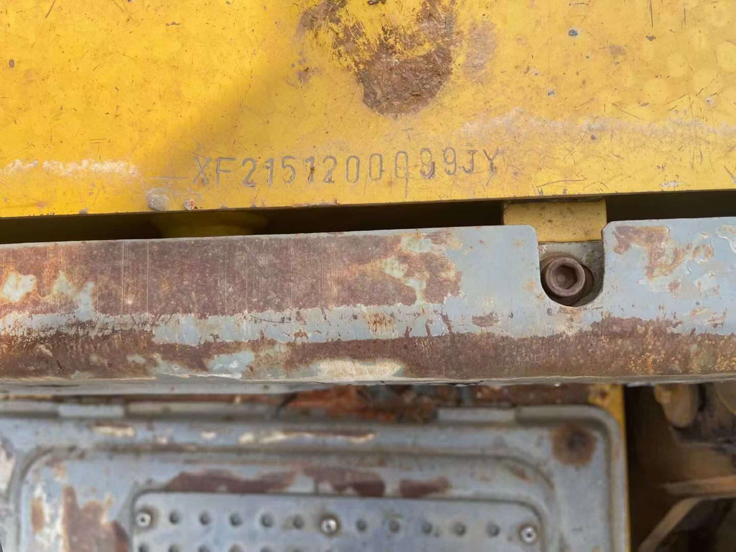 Buy XCMG XE215 Used Excavator / 2