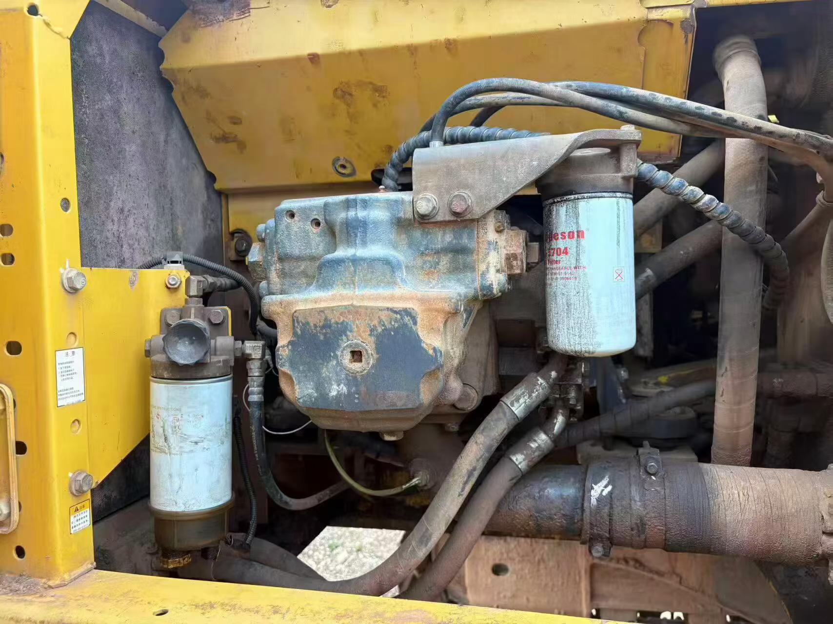 Buy Komatsu PC210 Used Excavator / 6