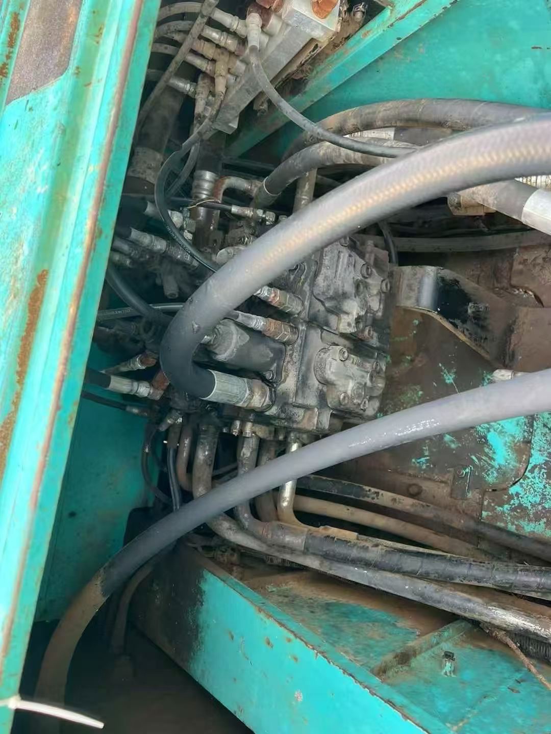 Buy Kobelco SK350-8 Used Excavator / 8