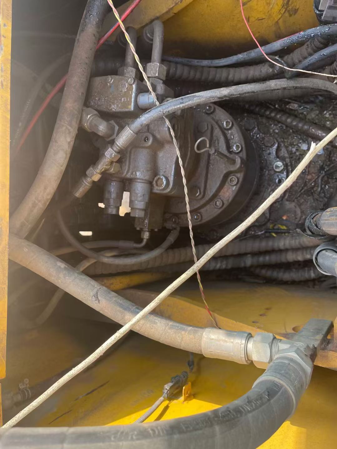 Buy XCMG XE215 Used Excavator / 5