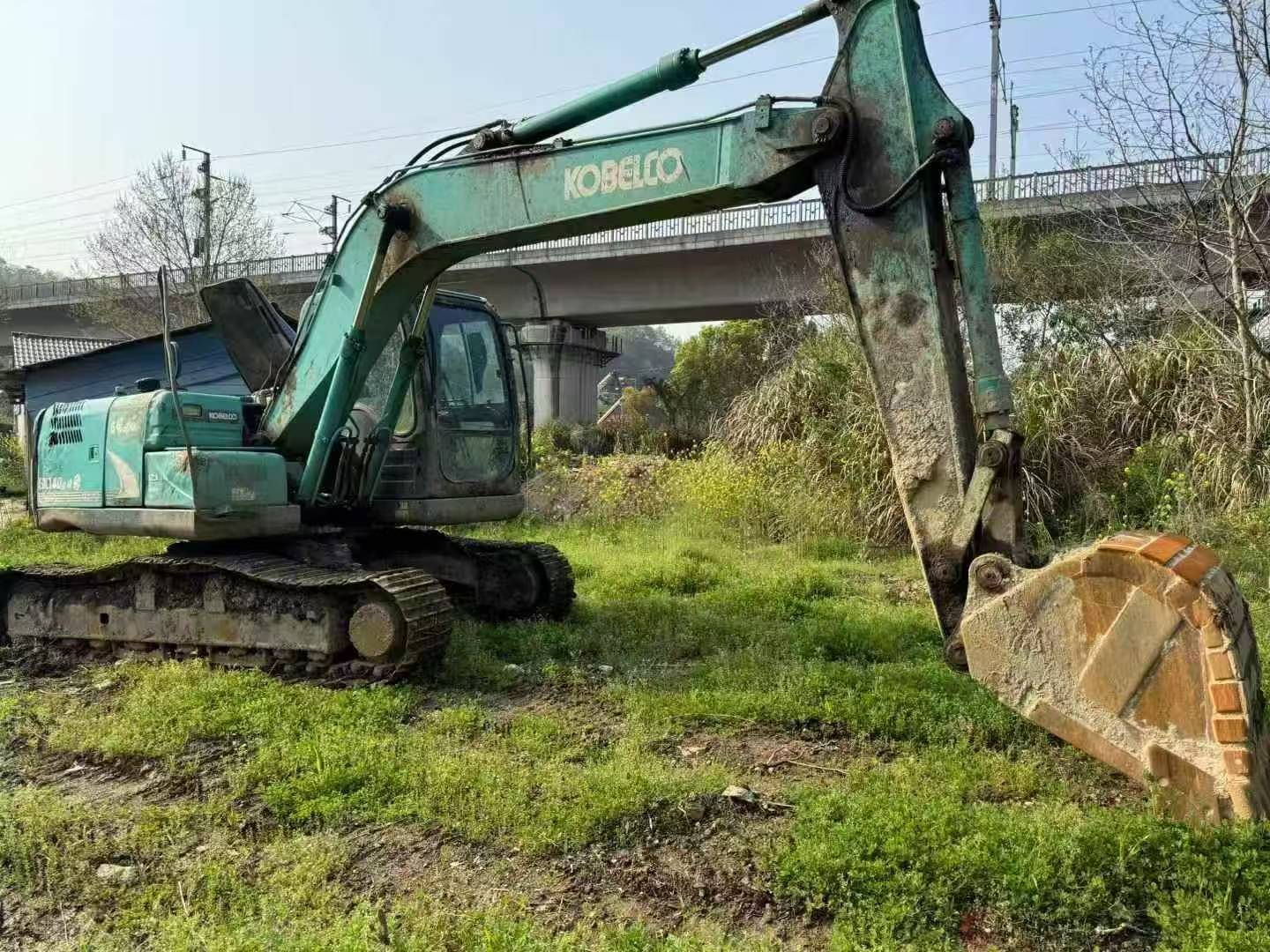 Buy Kobelco SK140 Used Excavator / 3