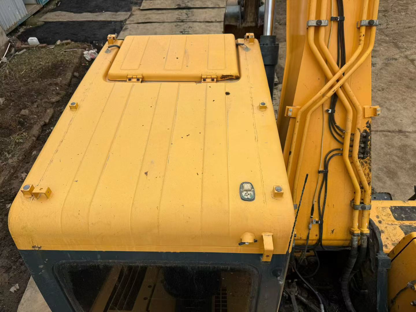 Buy Hyundai R215-7 Used Excavator / 3