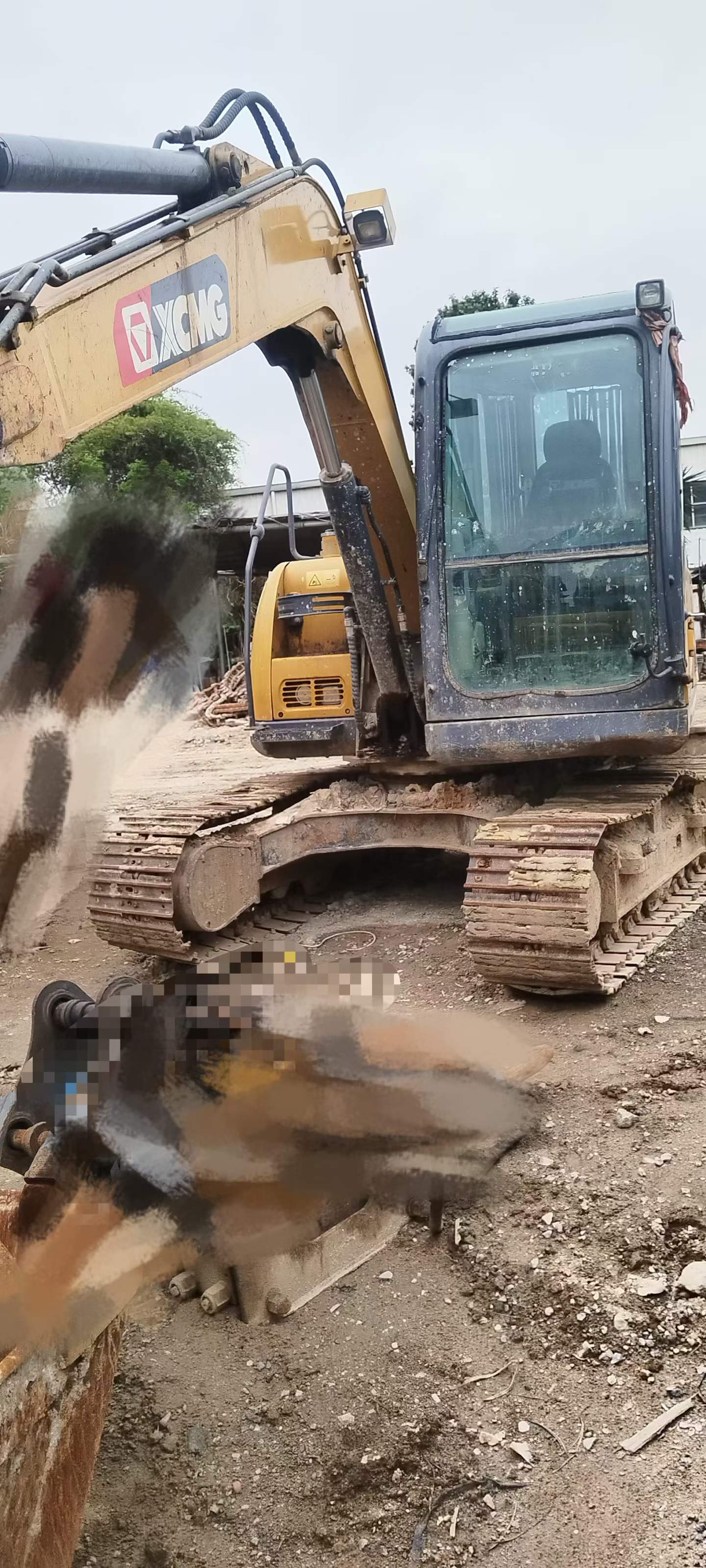 Buy XCMG XE75C Used Excavator / 3