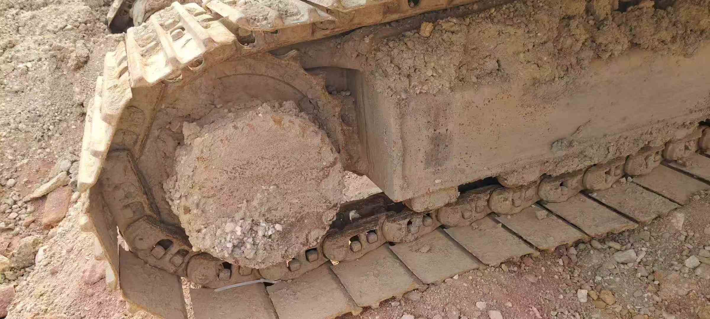 Buy Komatsu PC210-6 Used Excavator / 8