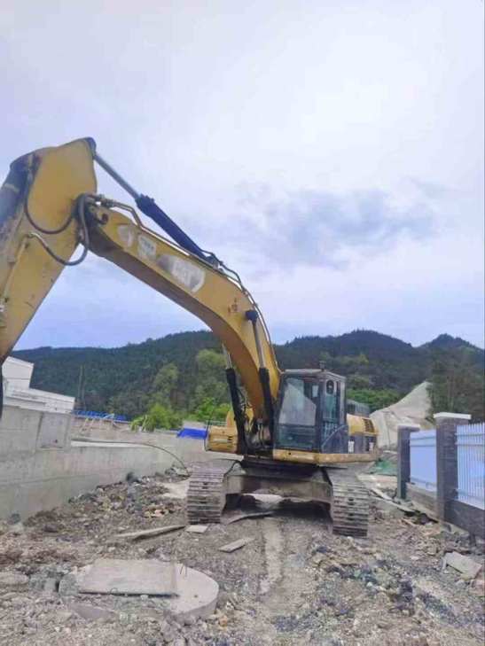 Buy Caterpillar 336E Used Excavator / 1