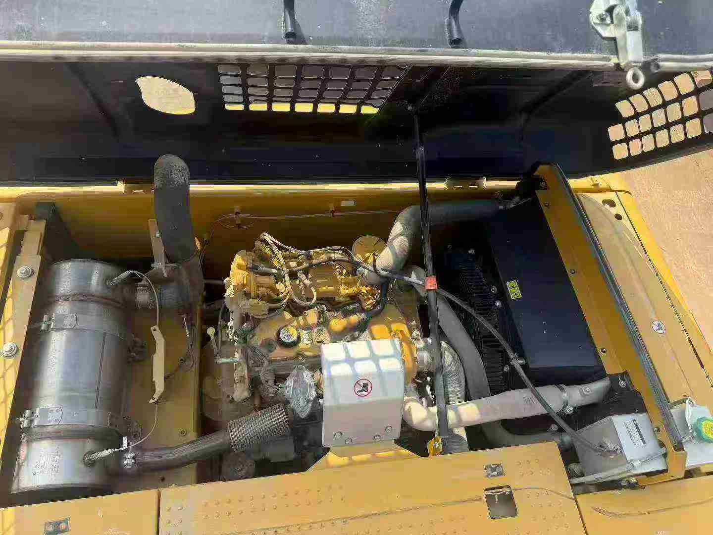 Buy Caterpillar 320A Used Excavator / 9