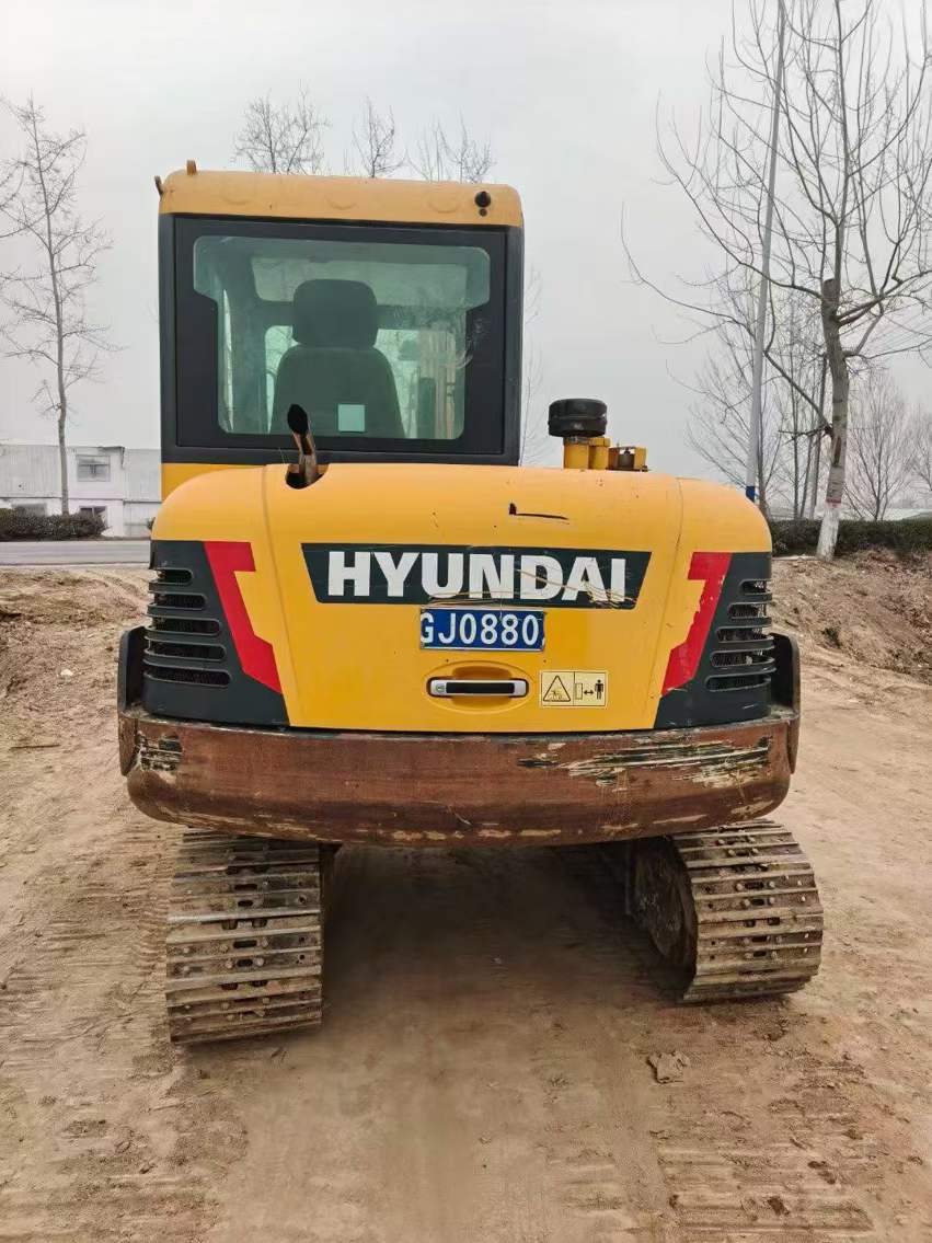 Buy Hyundai HX55 Used Excavator / 3