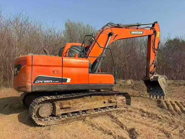 Buy Doosan DX150LC-9C Used Excavator / 1