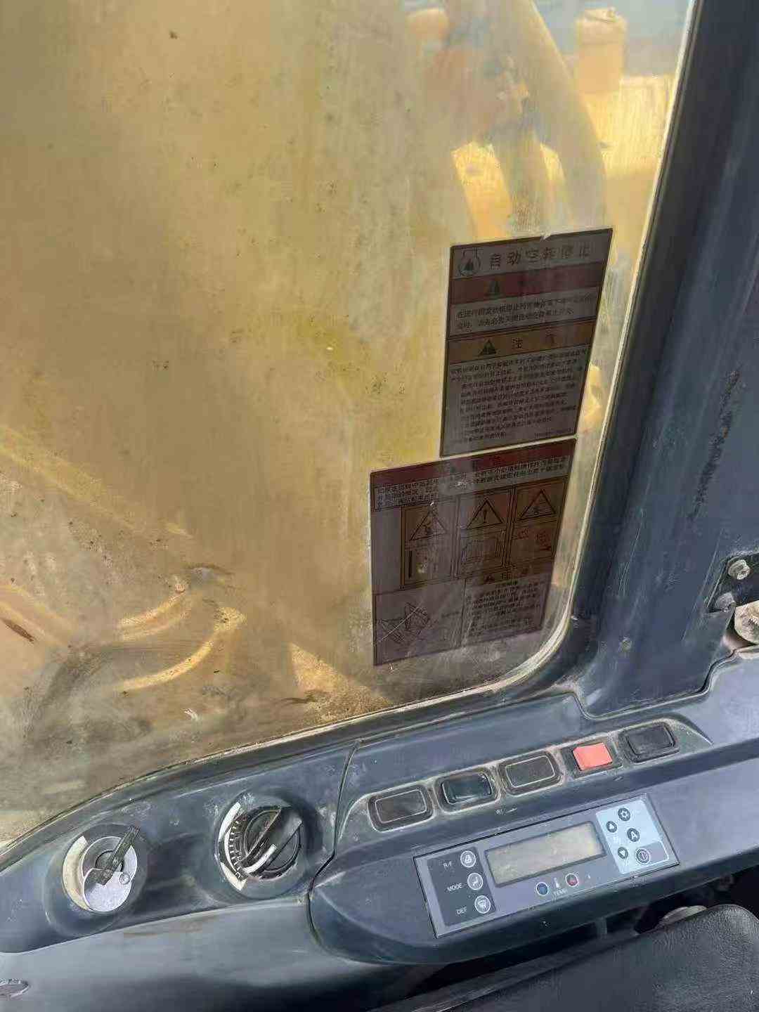 Buy Kobelco SK210 Used Excavator / 5