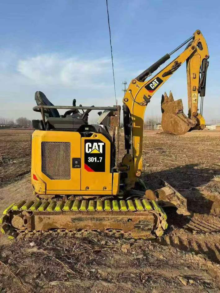 Buy Caterpillar 301.4C Used Excavator / 2