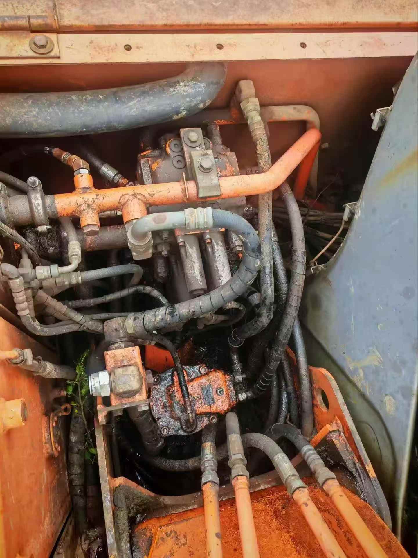 Buy Hitachi ZX80 Used Excavator / 2