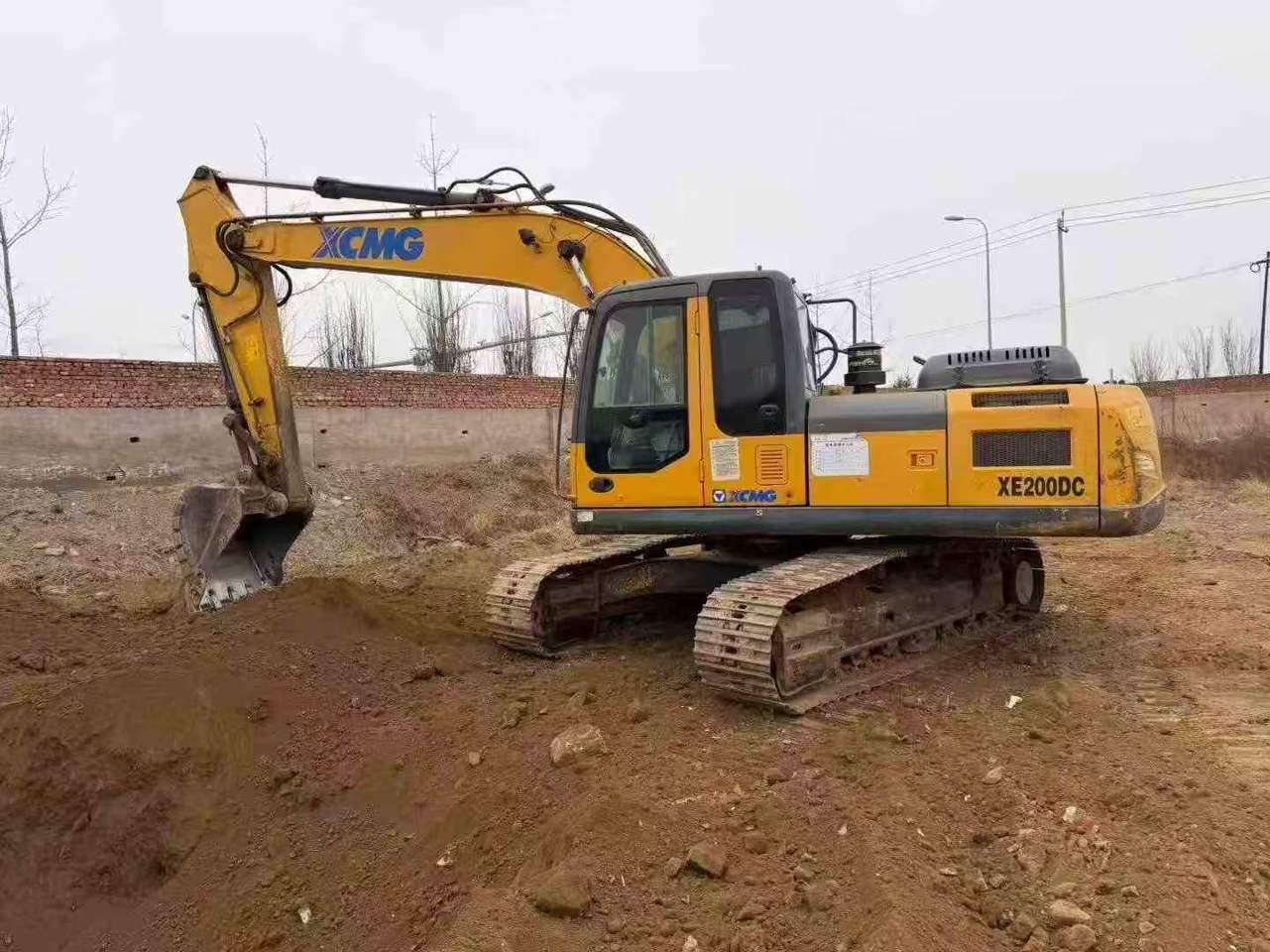 Buy XCMG XE200D Used Excavator / 2