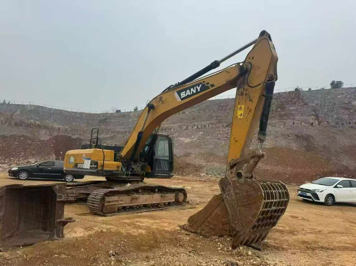 Buy Sany SY245H Used Excavator / 3