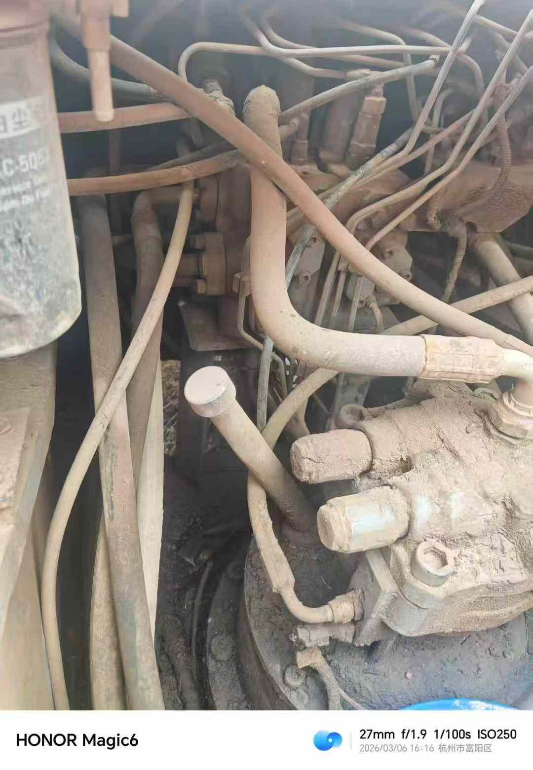 Buy Hitachi EX230-6 Used Excavator / 5