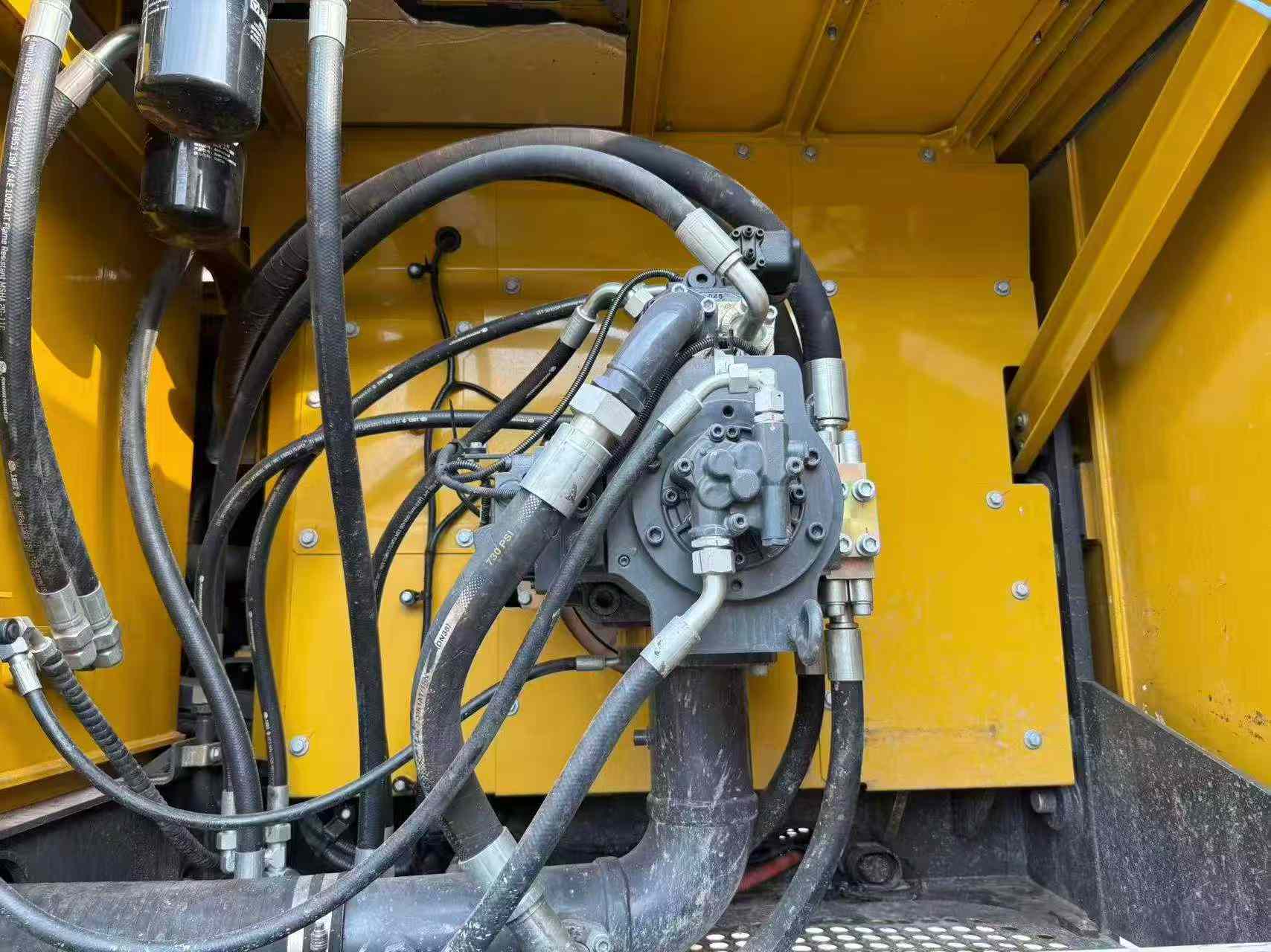 Buy XCMG XE65D Used Excavator / 3