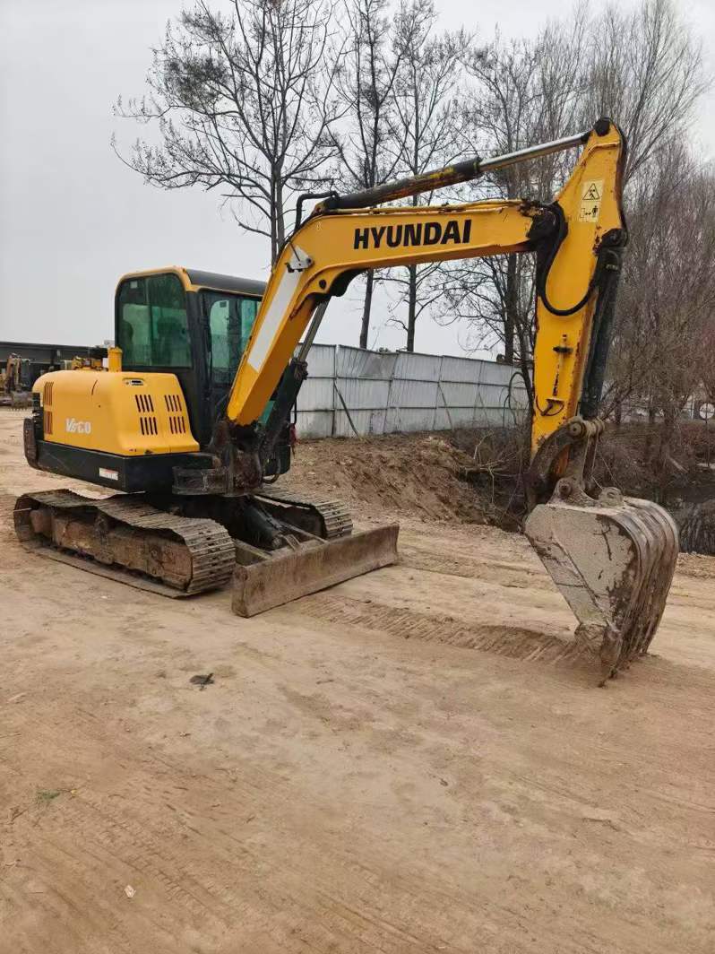 Buy Hyundai HX55 Used Excavator / 2