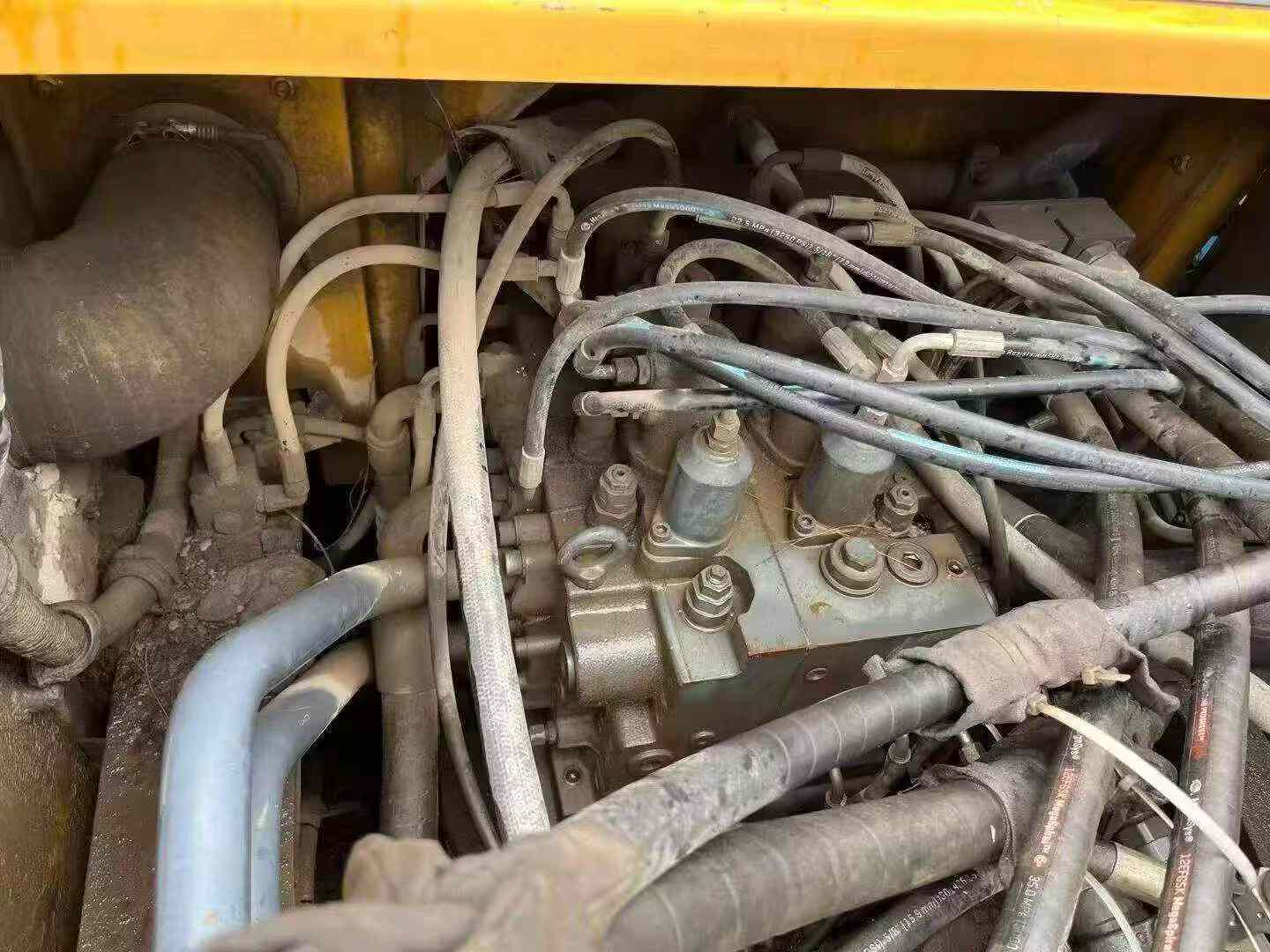 Buy XCMG XE470 Used Excavator / 2