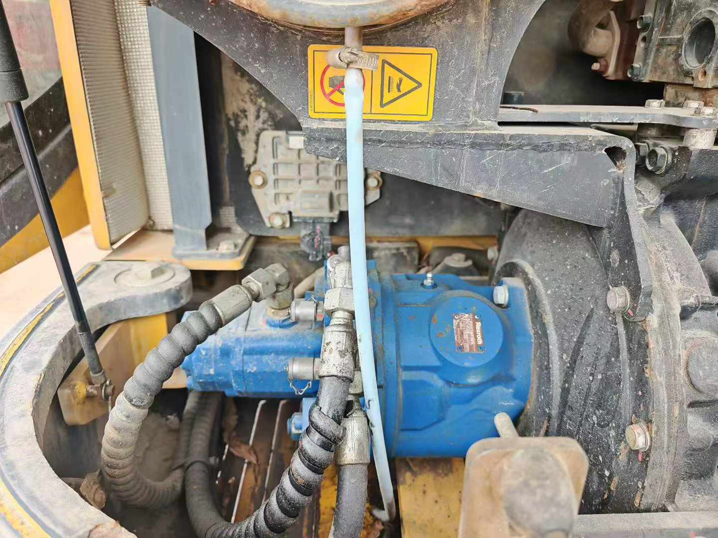 Buy XCMG XE60 Used Excavator / 7