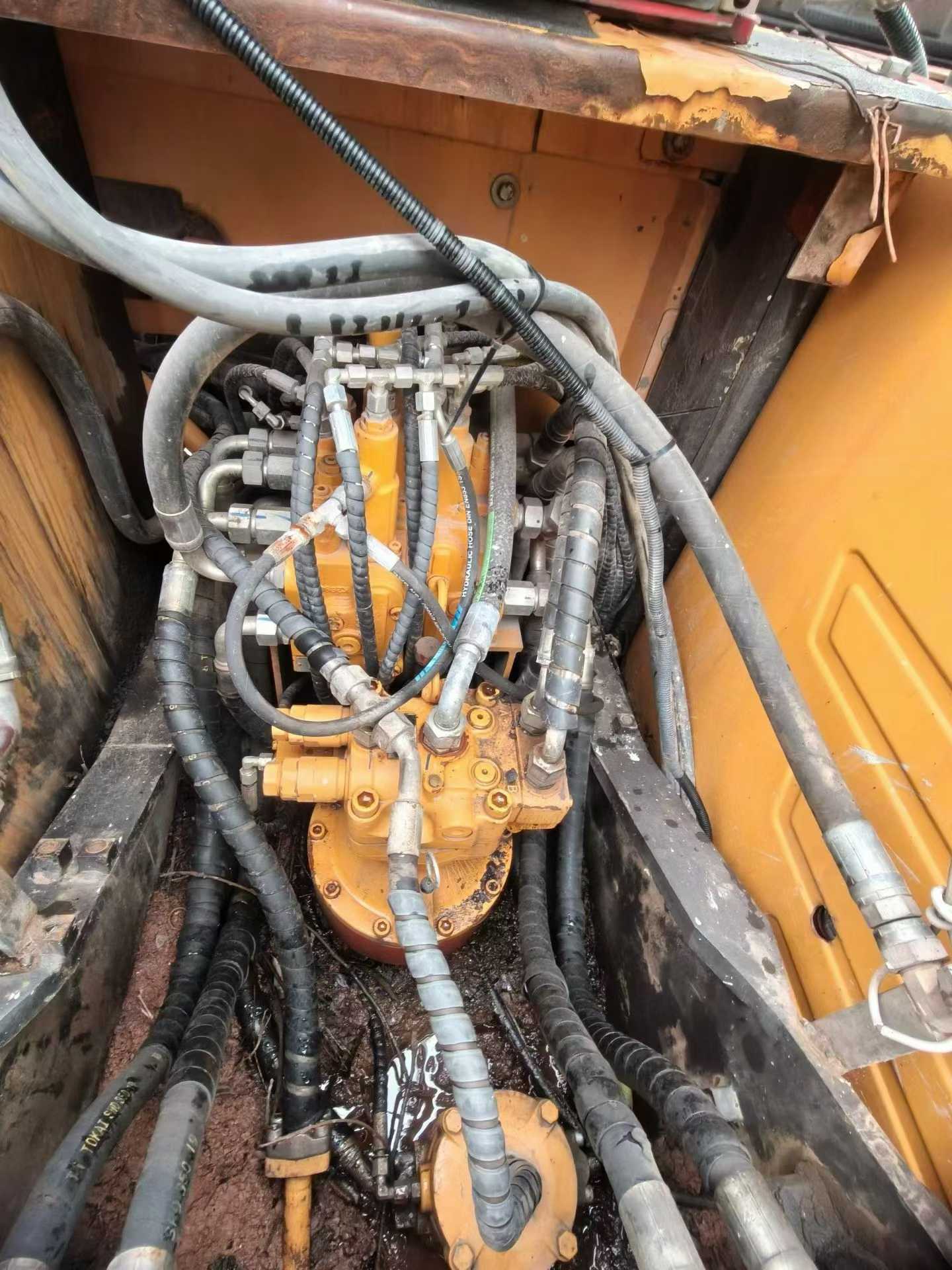 Buy Sany SY115C Used Excavator / 4