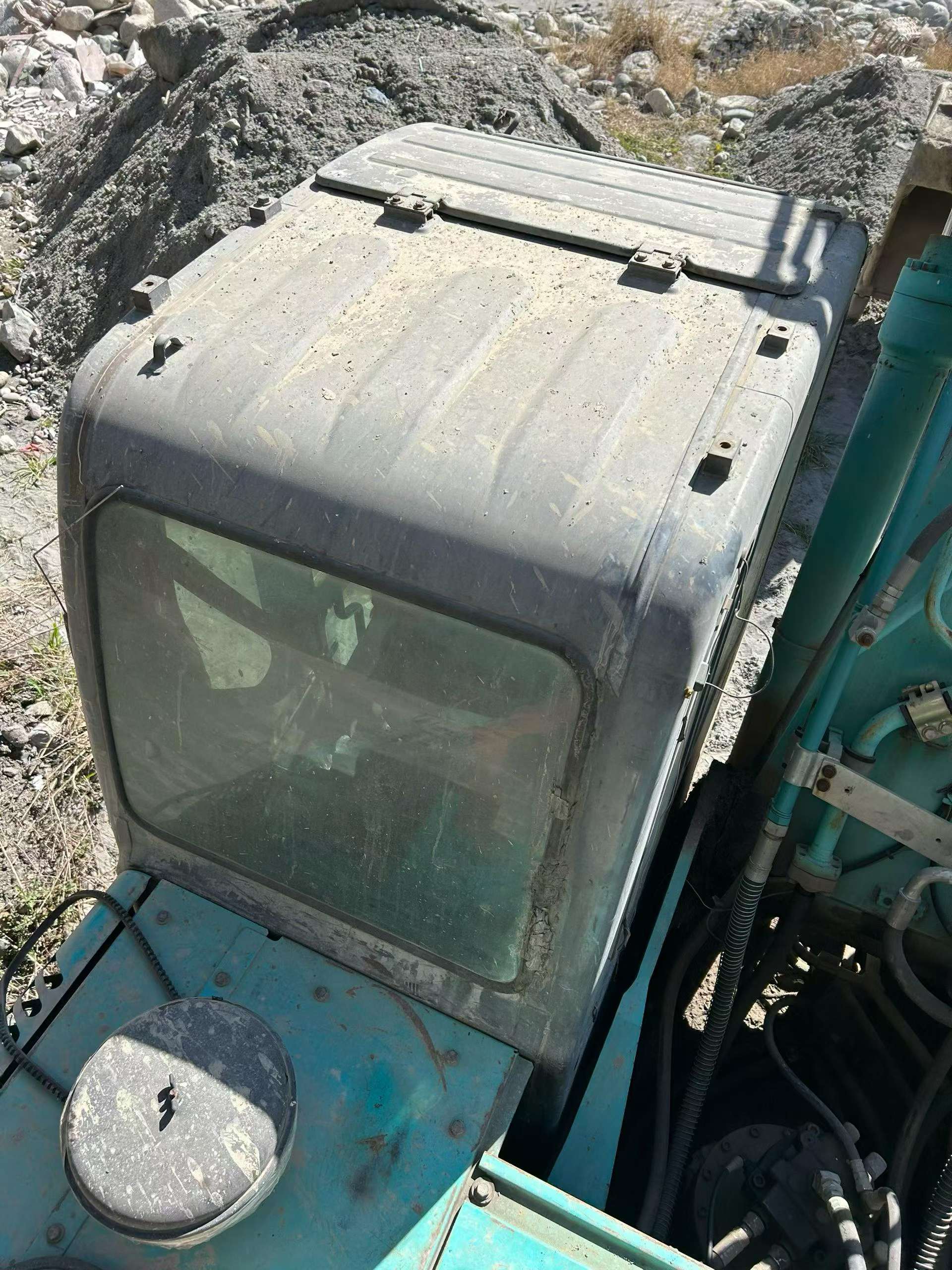 Buy Kobelco SK260 Used Excavator / 6