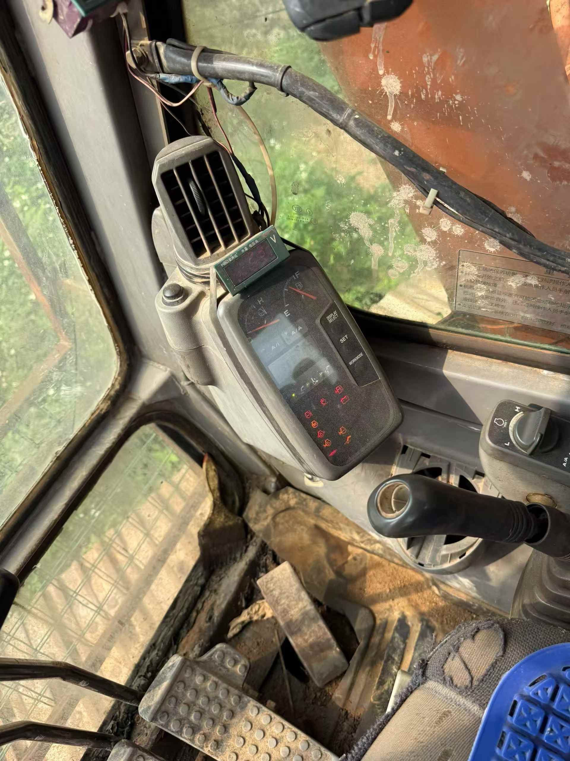 Buy Hitachi ZX450-6 Used Excavator / 9