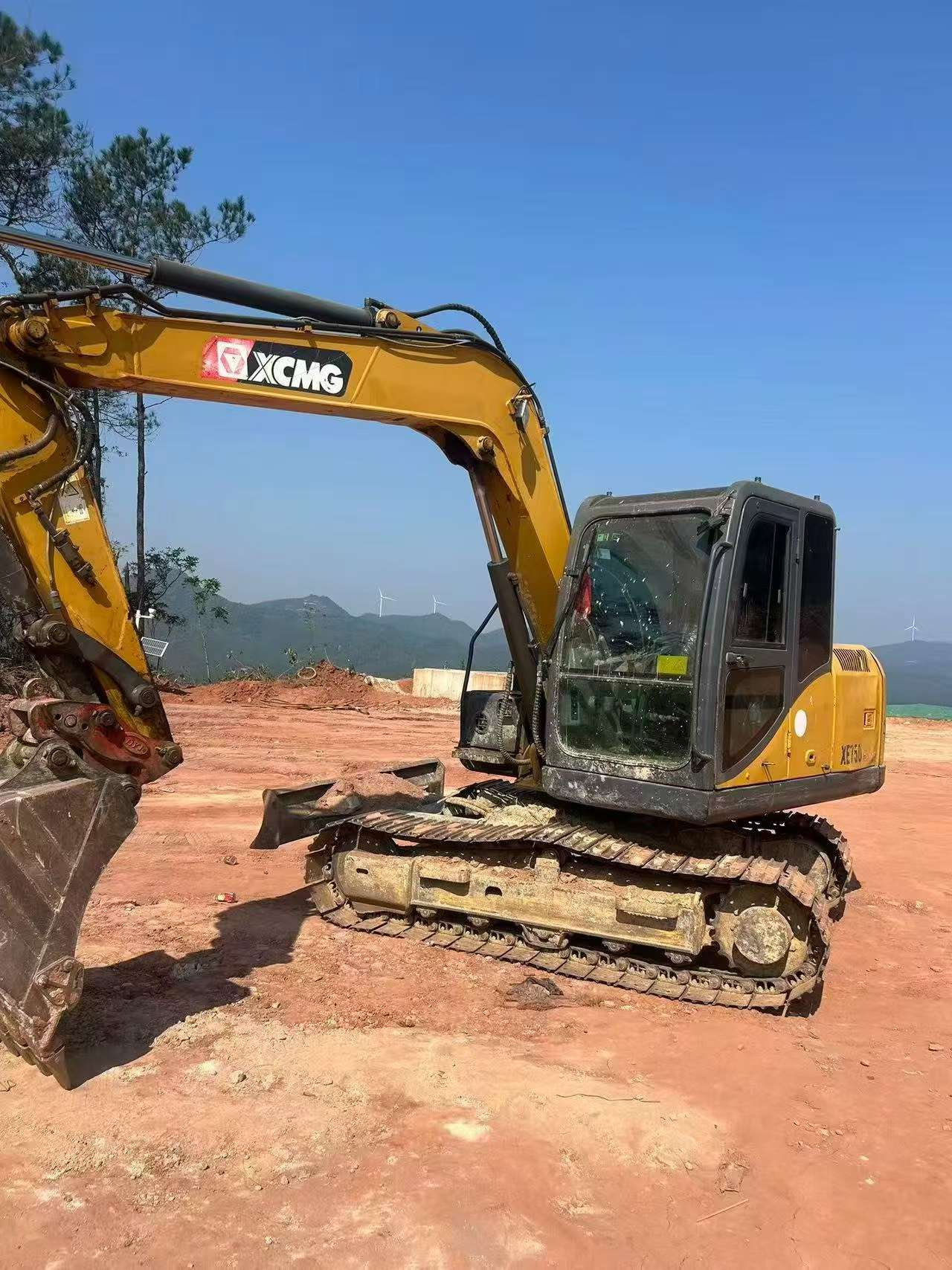 Buy XCMG XE75C Used Excavator / 4