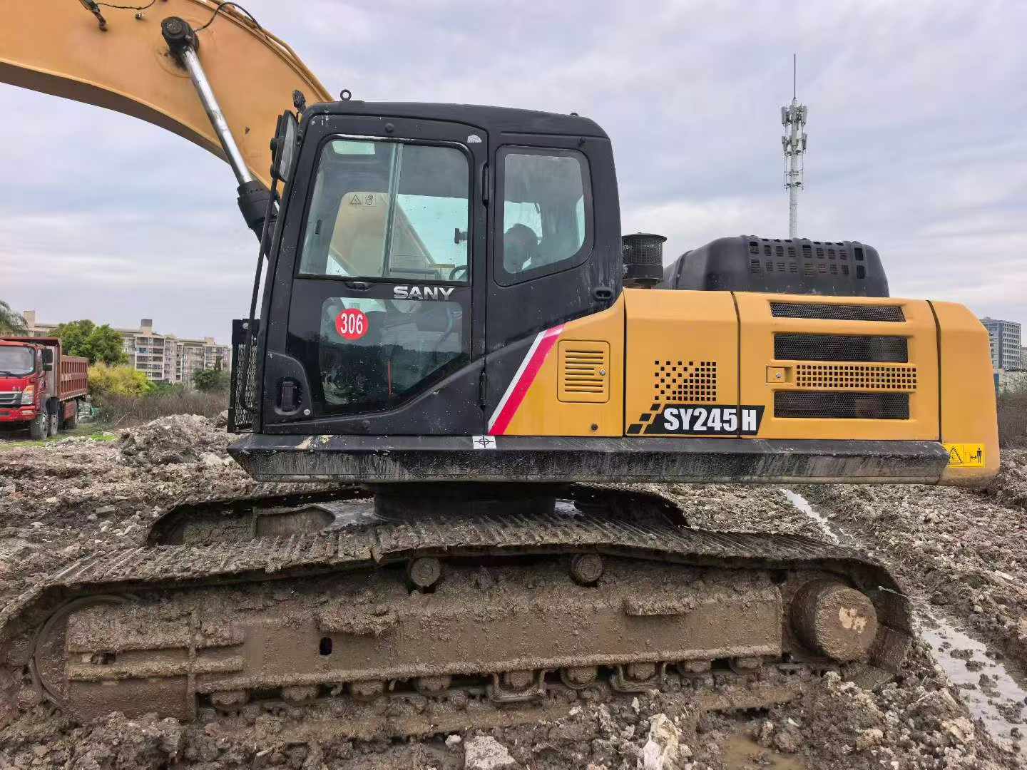 Buy Sany SY245H Used Excavator / 7