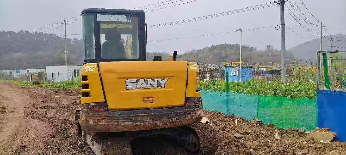 Buy Sany SY55 Used Excavator / 2