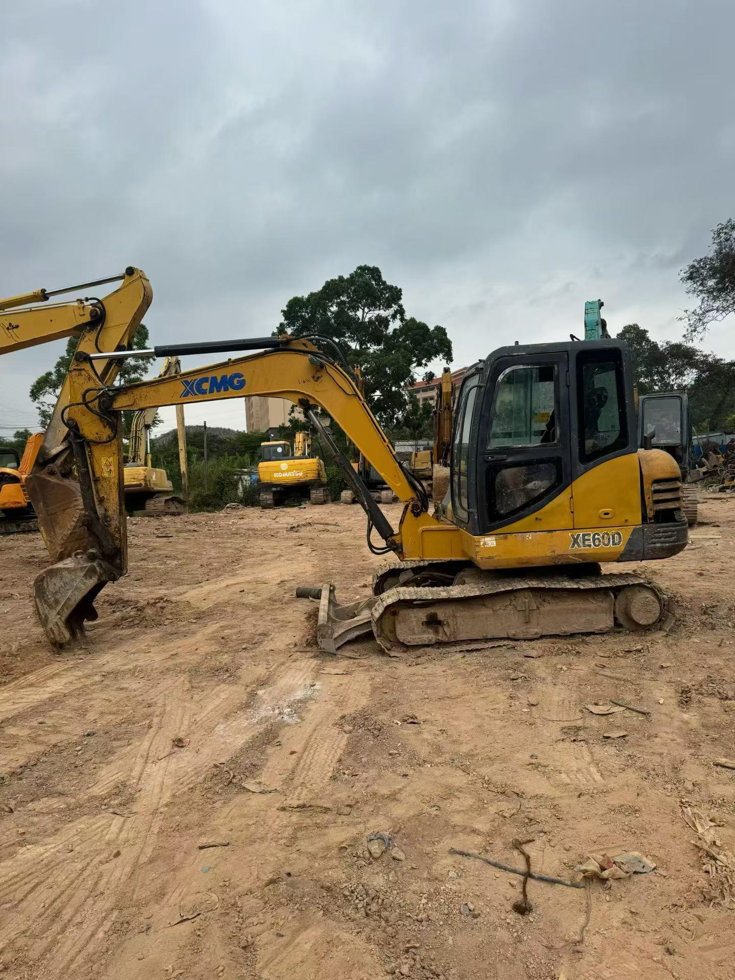 Buy XCMG XE60 Used Excavator / 3