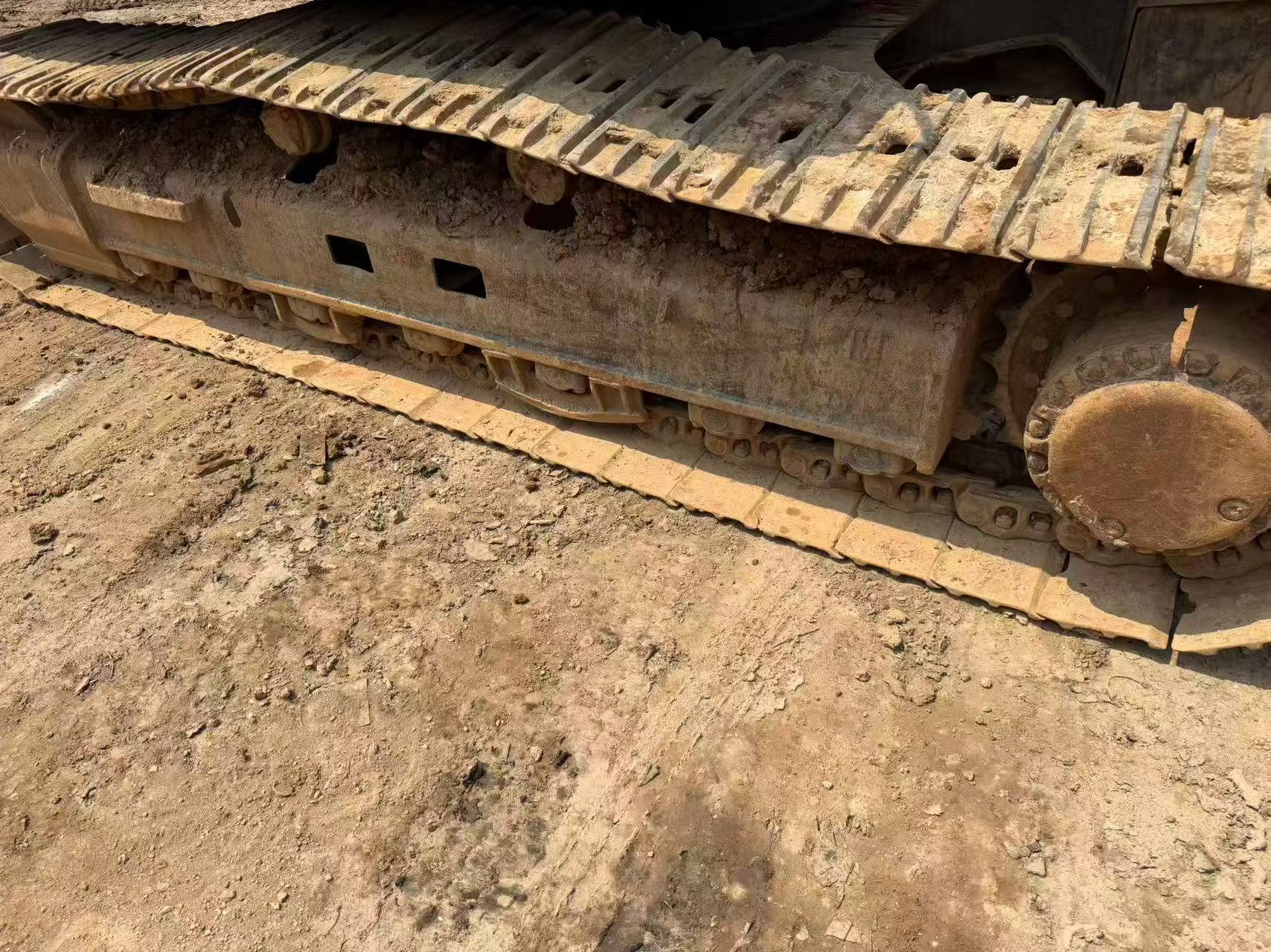 Buy Caterpillar 329D Used Excavator / 4