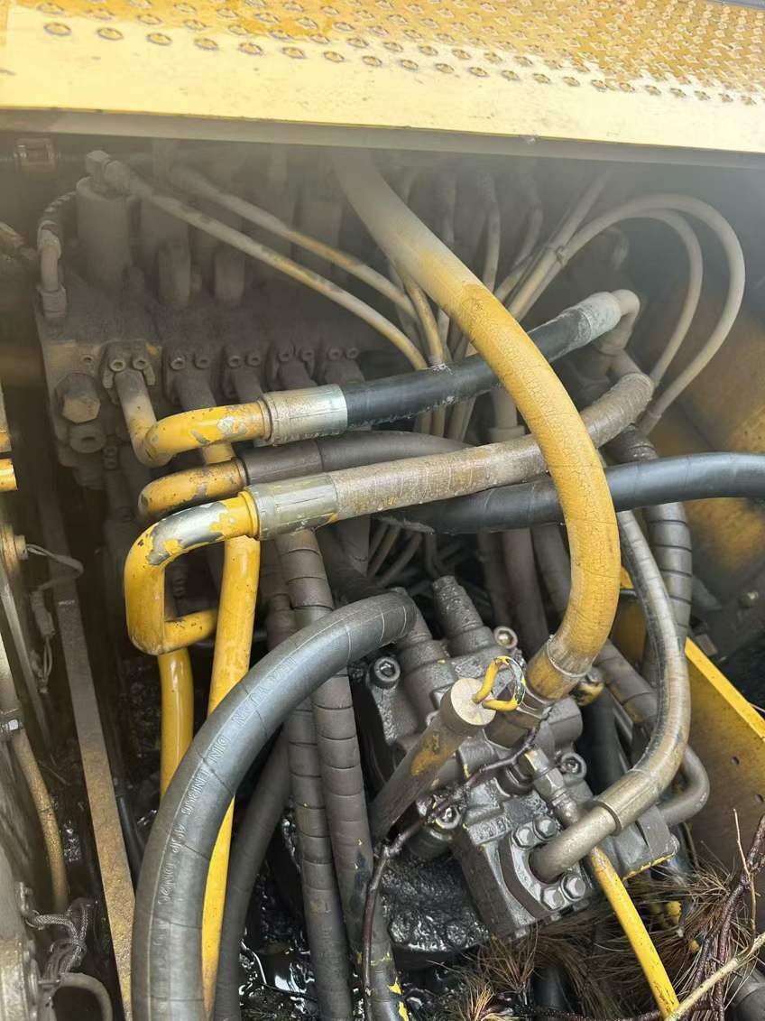 Buy Caterpillar 320GC Used Excavator / 4