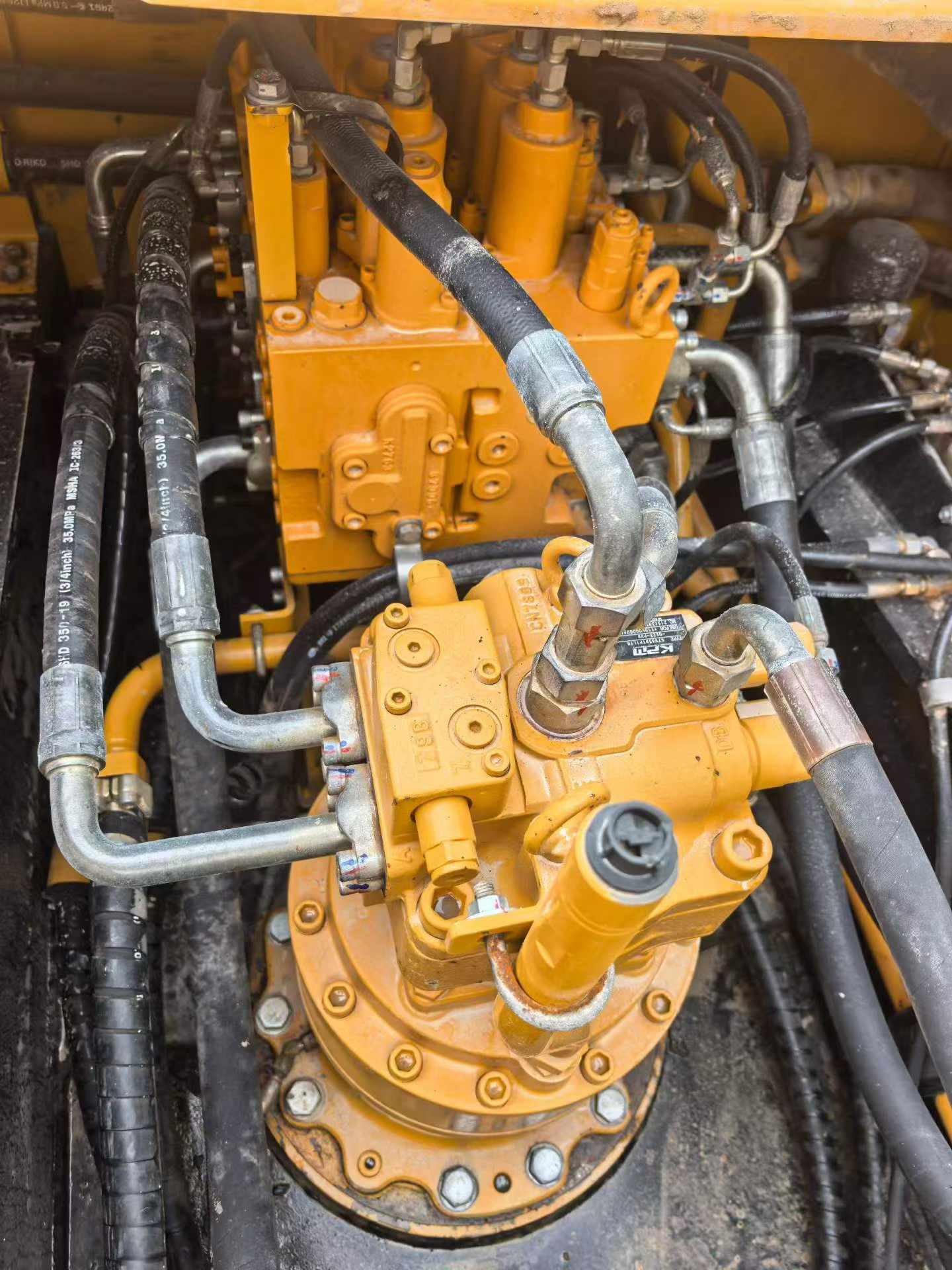 Buy Sany SY245H Used Excavator / 3