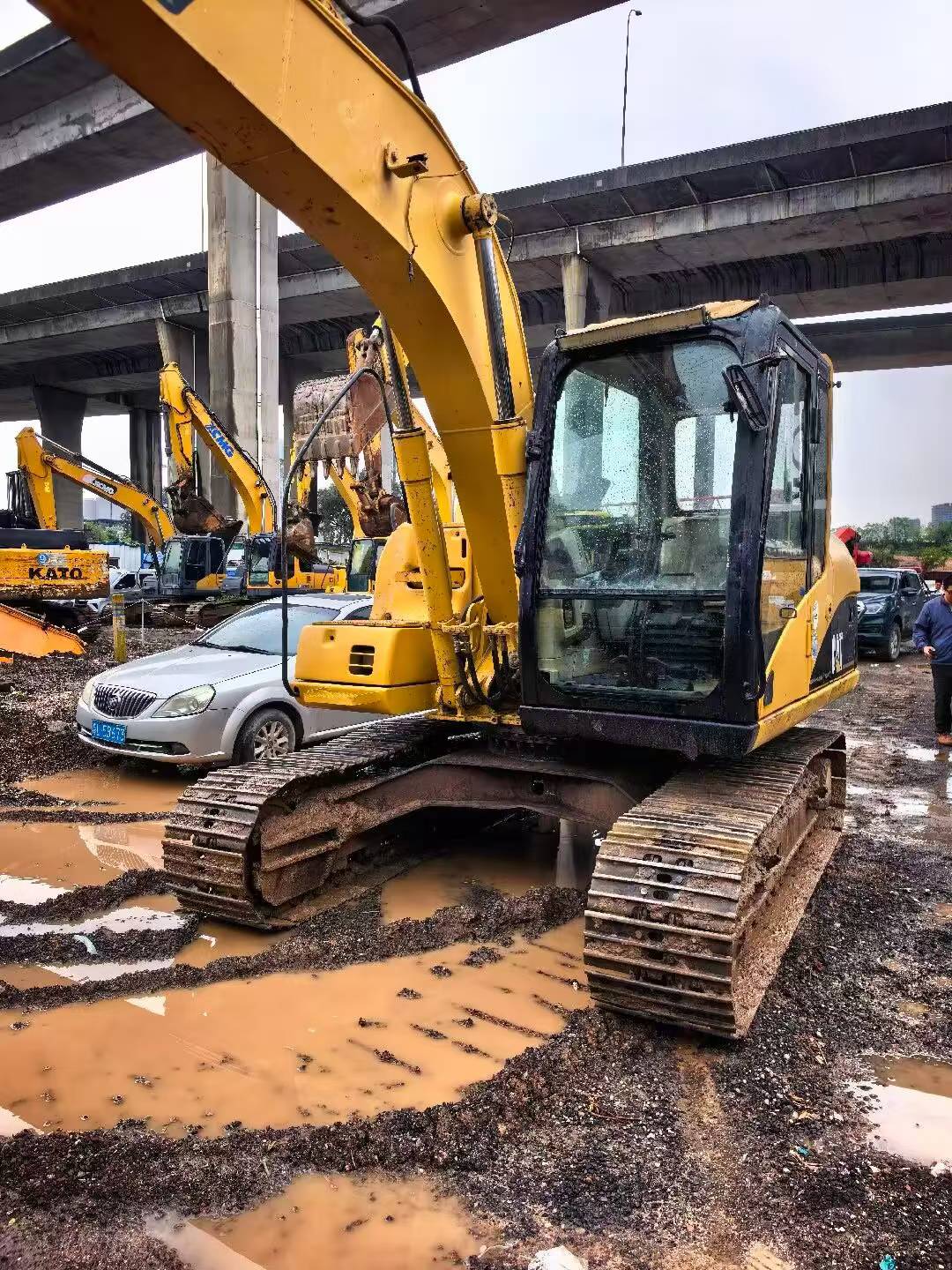 Buy Caterpillar 312C Used Excavator / 4