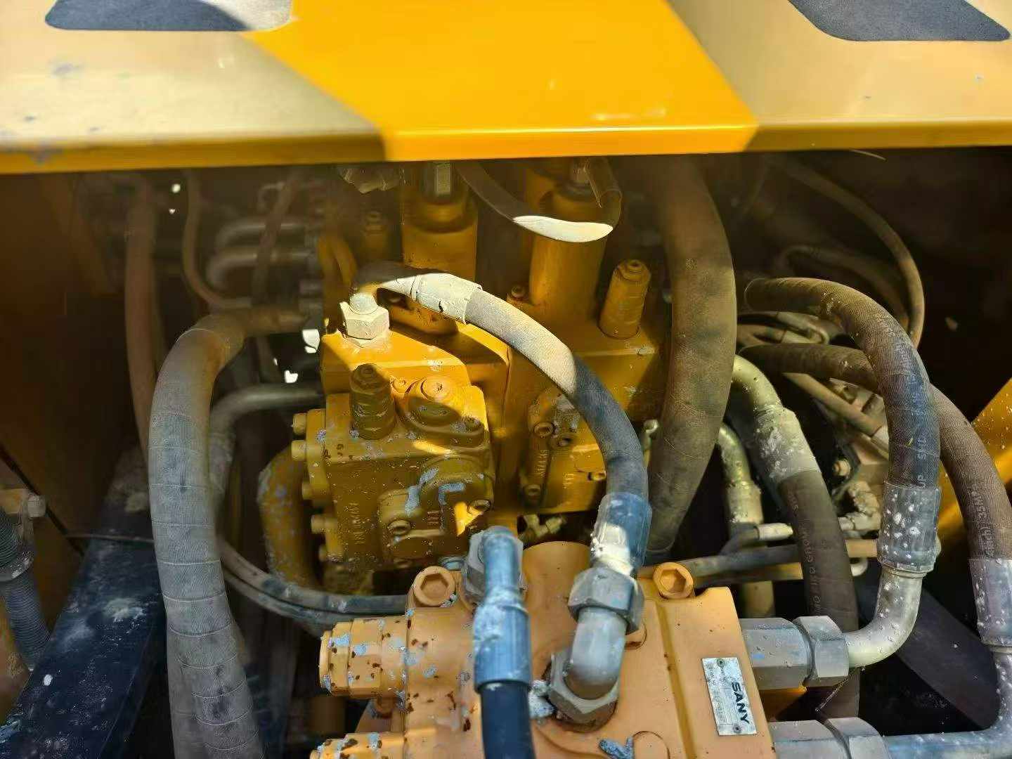 Buy Sany SY205C Used Excavator / 6