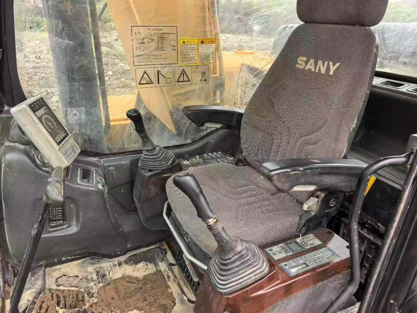 Buy Sany SY245H Used Excavator / 2