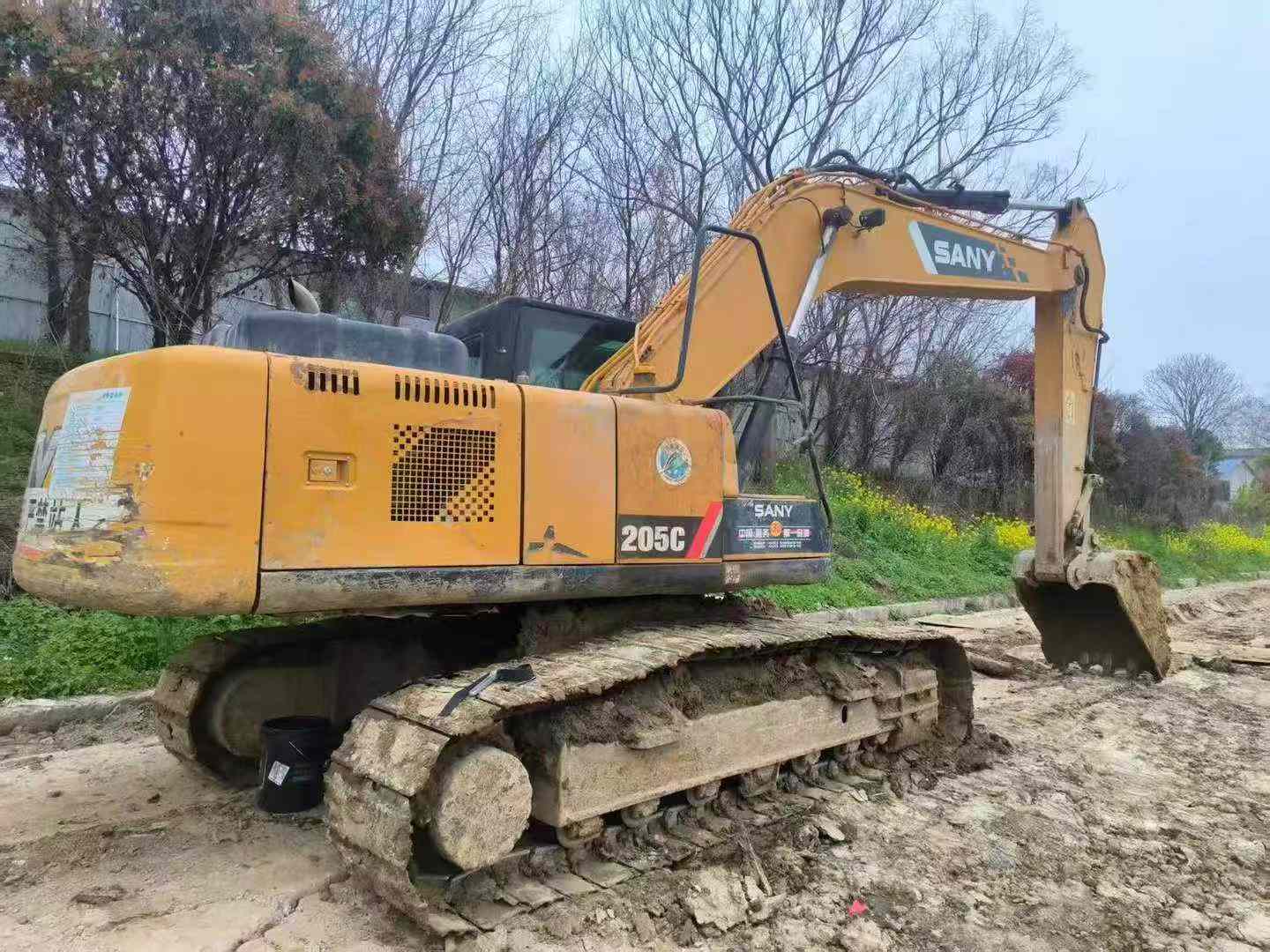 Buy Sany SY205C Used Excavator / 2
