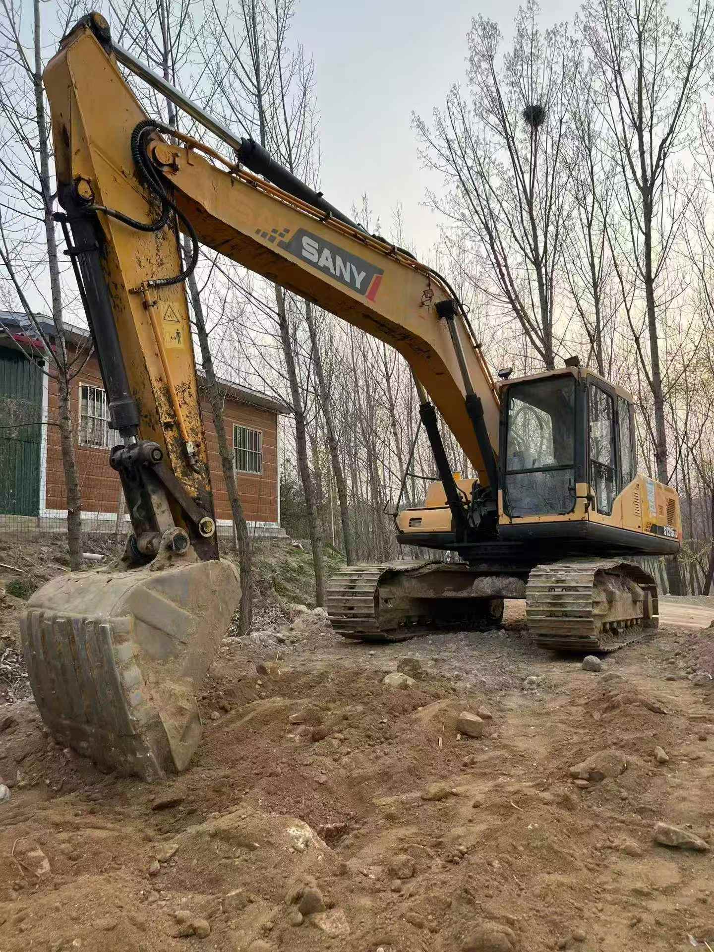 Buy Sany SY205C Used Excavator / 2