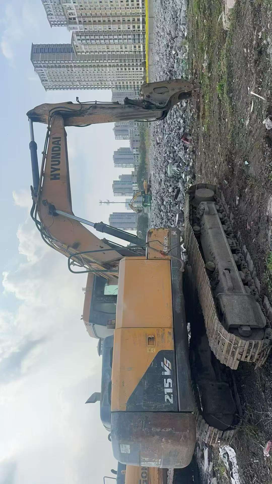 Buy Hyundai R215-7 Used Excavator / 7