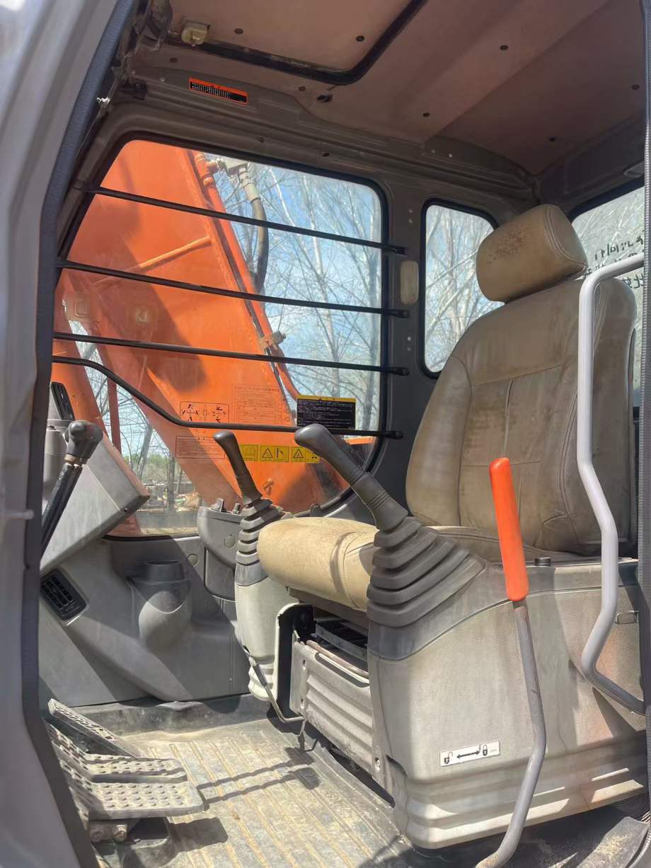 Buy Hitachi EX120 Used Excavator / 6