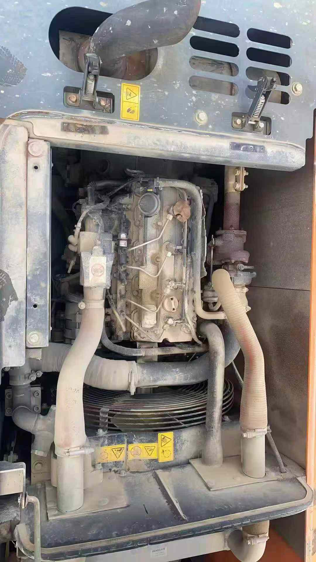 Buy Doosan DX130-9C Used Excavator / 5