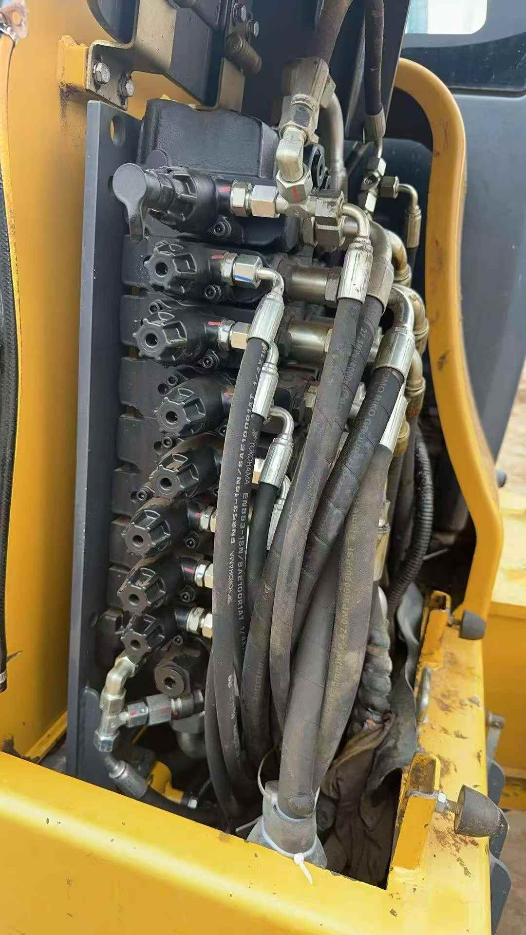 Buy XCMG XE60 Used Excavator / 6